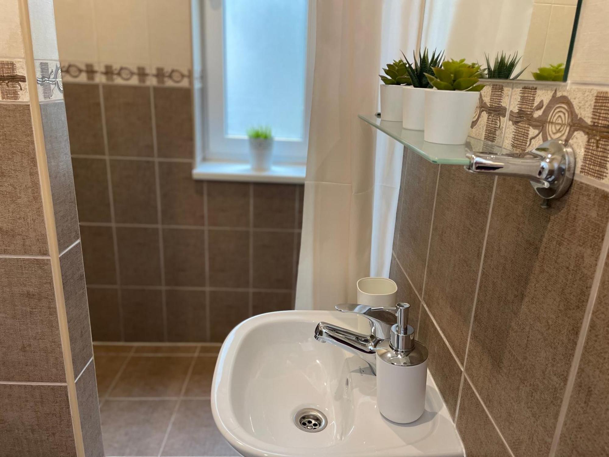 Hotel Rojas Perle Екстериор снимка